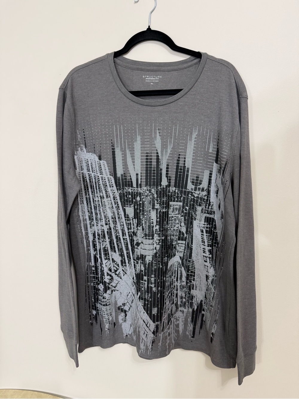 Structure Men’s XL Gray Thermal Waffle Knit NYC Graphic Long Sleeve Shirt EUC
